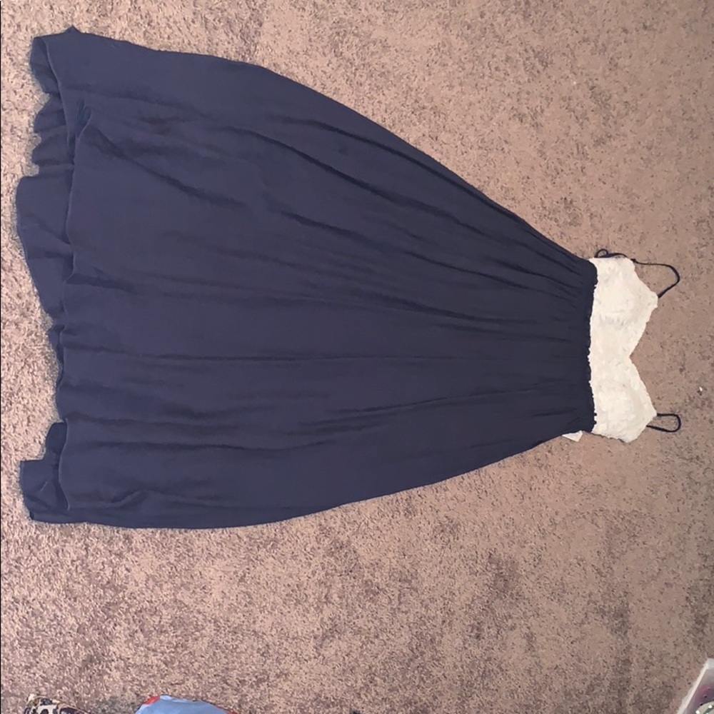 Backless maxi navy blue dress with white lace.